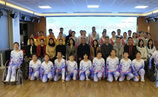 ��ͼ���� | ���Ķ������ĵ� �ʻ����δ��������������ͼ����߽��вм���ѧУ����